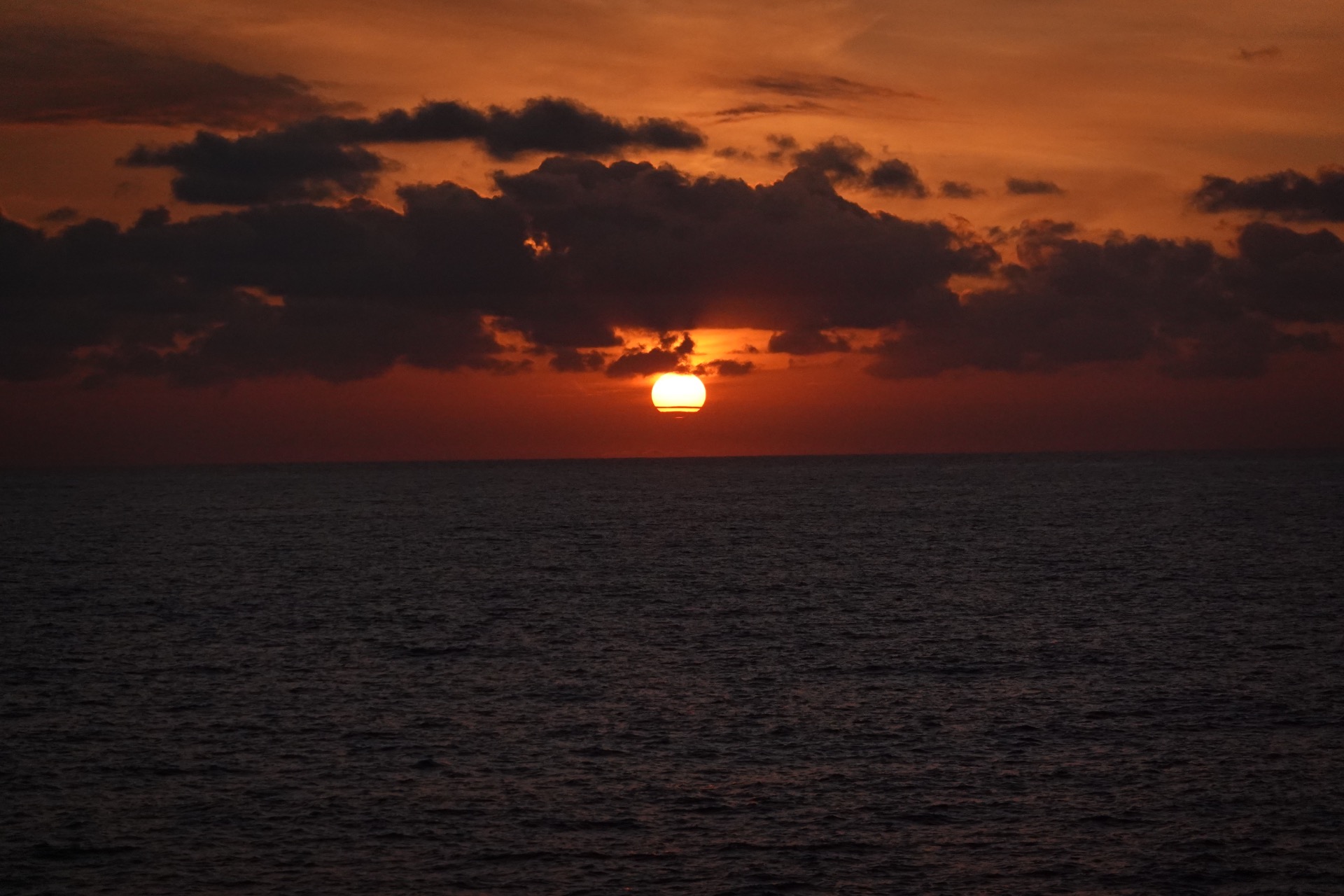 Tramonto nuvoloso - Gabbiyaah