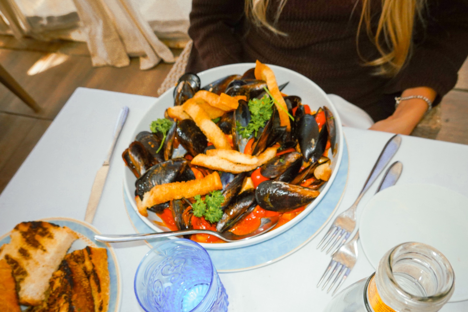 Zuppa di Cozze con crostoni del Gabbiano
